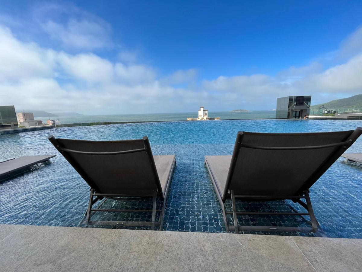 Fantastico, Piscina Vista Mar 公寓 *