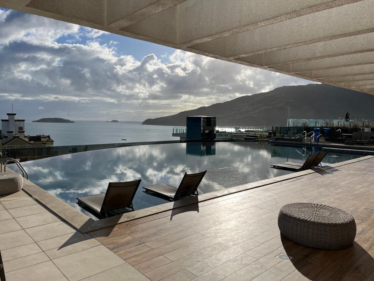 Fantastico, Piscina Vista Mar * Florianopolis