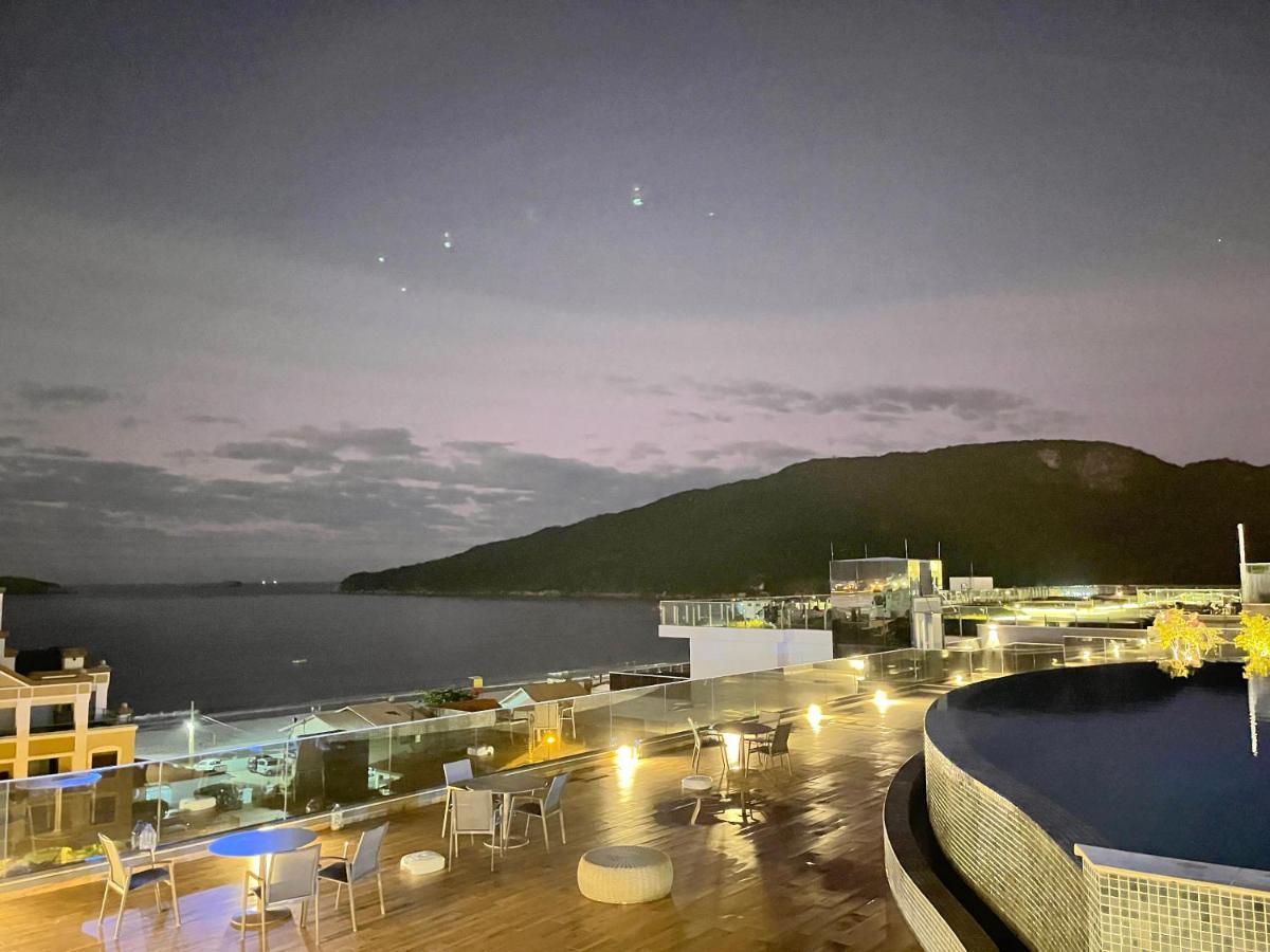 Fantastico, Piscina Vista Mar Florianopolis